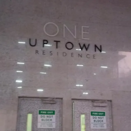 One Uptown Opposite Of Grandhyatt Hotel Manila Taguig City Exterior photo